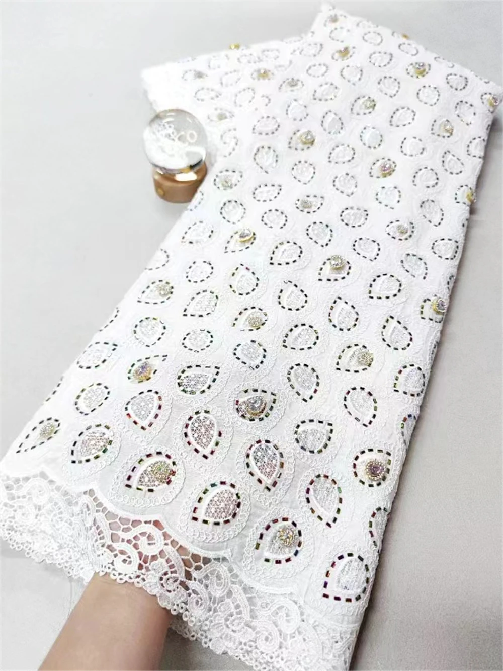 

African Lace Fabric Nigerian Tulle Embroidered Bridal Gown Material Soft Cotton Damask for Wedding Party Dresses 5Yards 2025