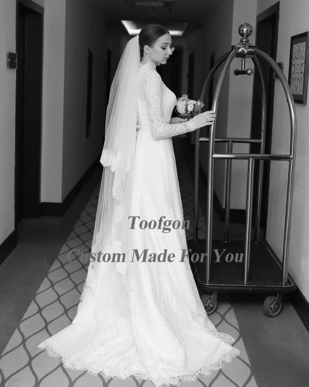 Toofgon All Lace Wedding Dresses A Line Long Sleeve Wedding Gowns High Neck Buttons Formal Bride Dress Women Party Bridal Gowns