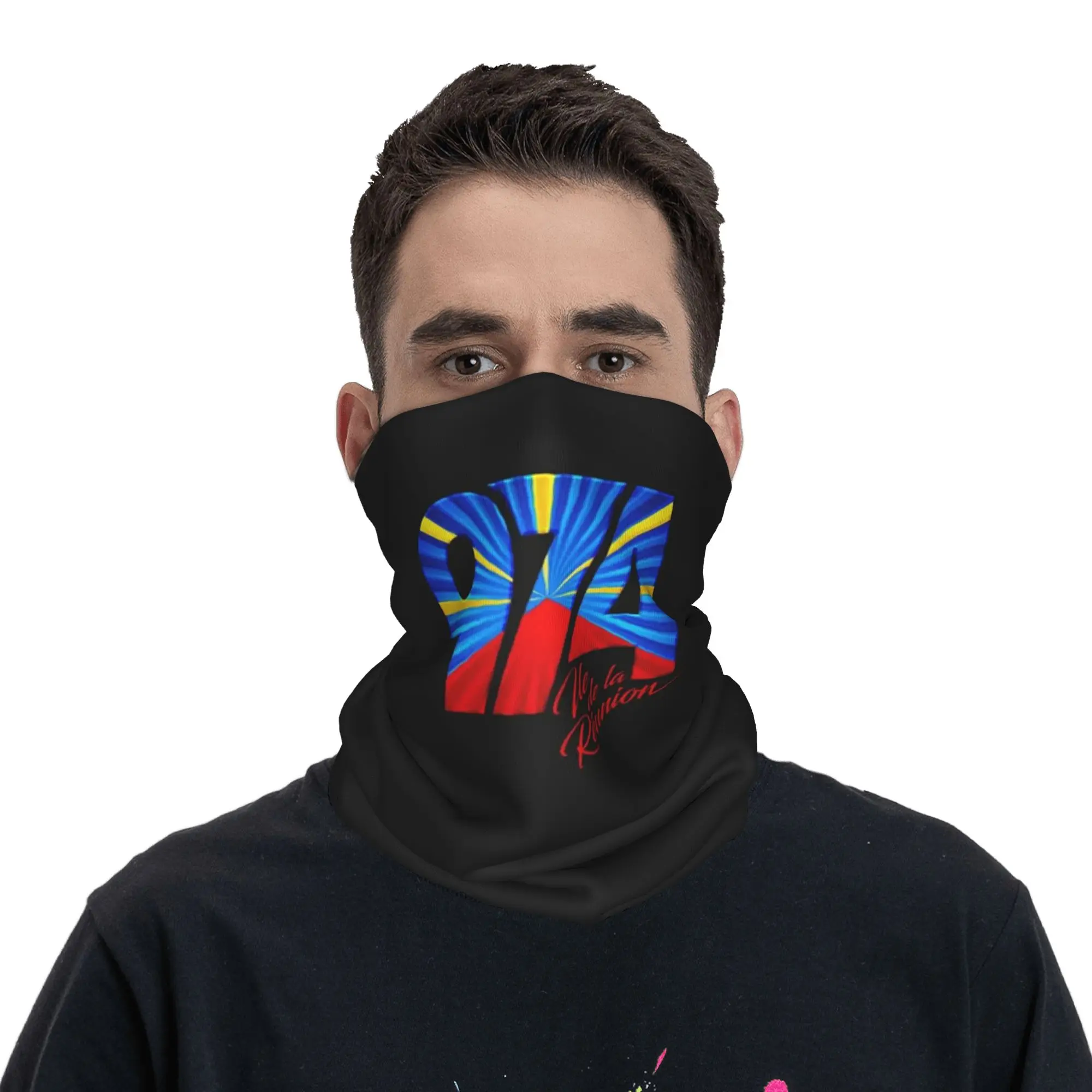 

974 Reunion Island Flag Bandana Neck Gaiter Printed Face Scarf Cycling Scarf Running for Men Women Adult Windproof