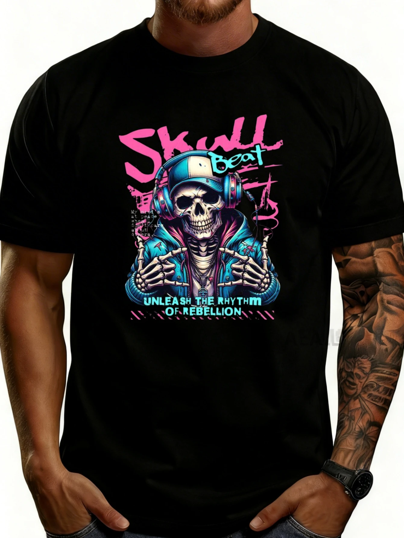 Street-Style Men's T-Shirt with Skull Beat Graphics, Neon Colors, and a Musical Theme, Perfect for Casual Wear in Spring and Summer, an Ideal Gift for Music Lovers and Those Who Appreciate Rebellious Fashion.