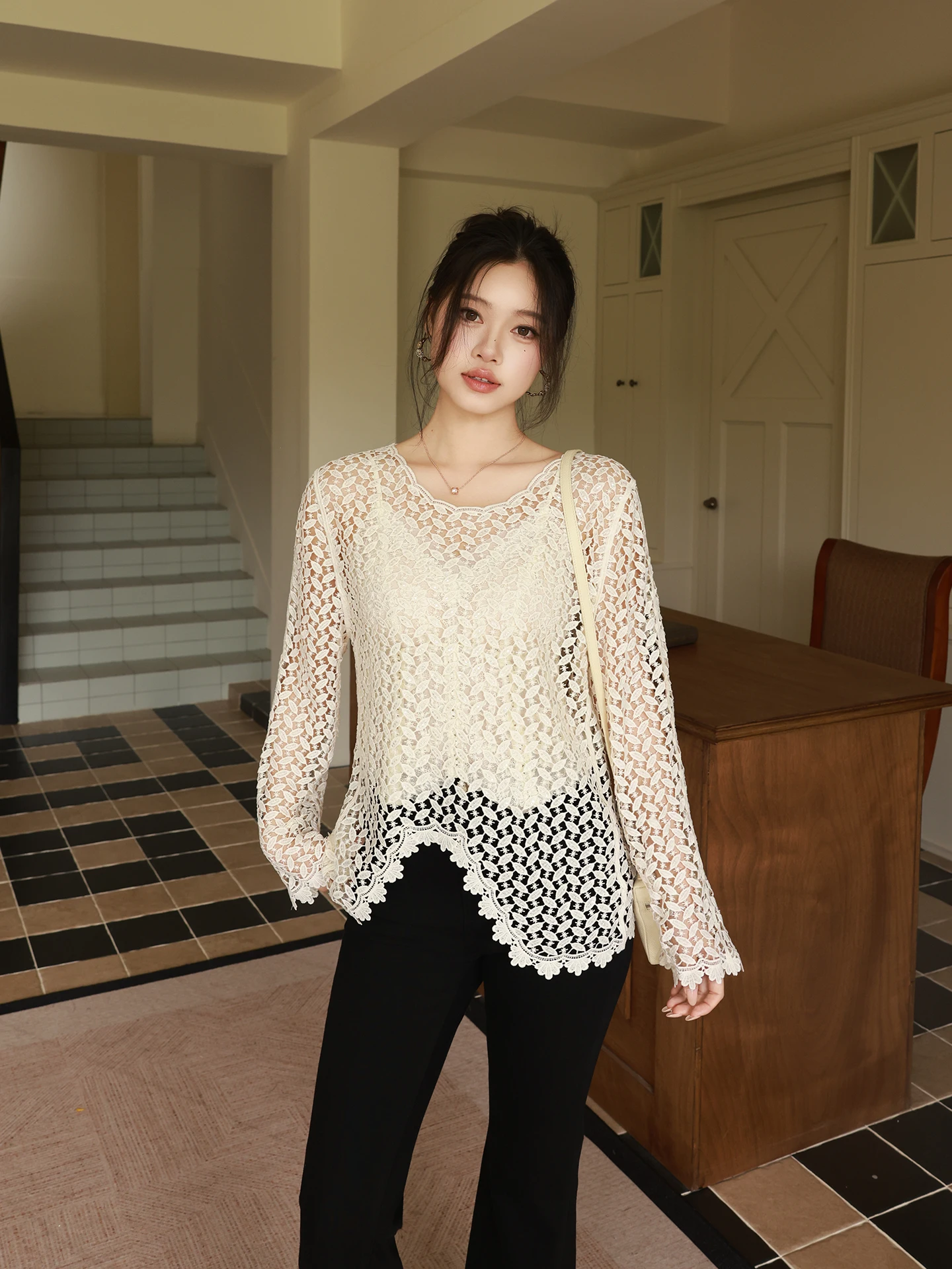 

Lacy Open Front Knit Sweater Thin Fashionable Top Yarn Splicing Slimming Style Casual Comfortable Long Sleeve Women's Sweater