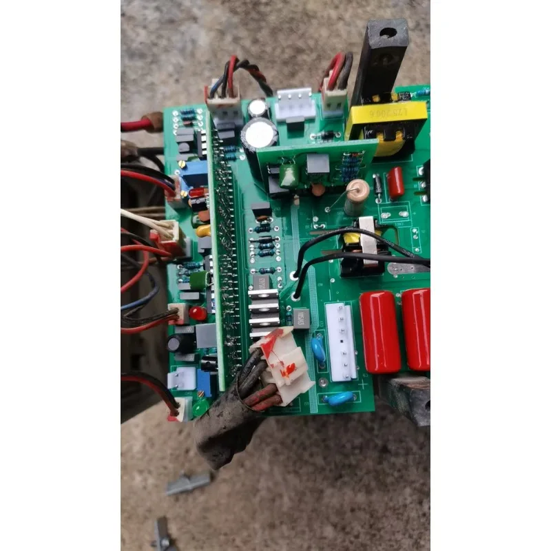 

ZX7-200/250 Dual Voltage Upper Board 12pcs Mos Tube Welding Machine Circuit Board Inverter Board