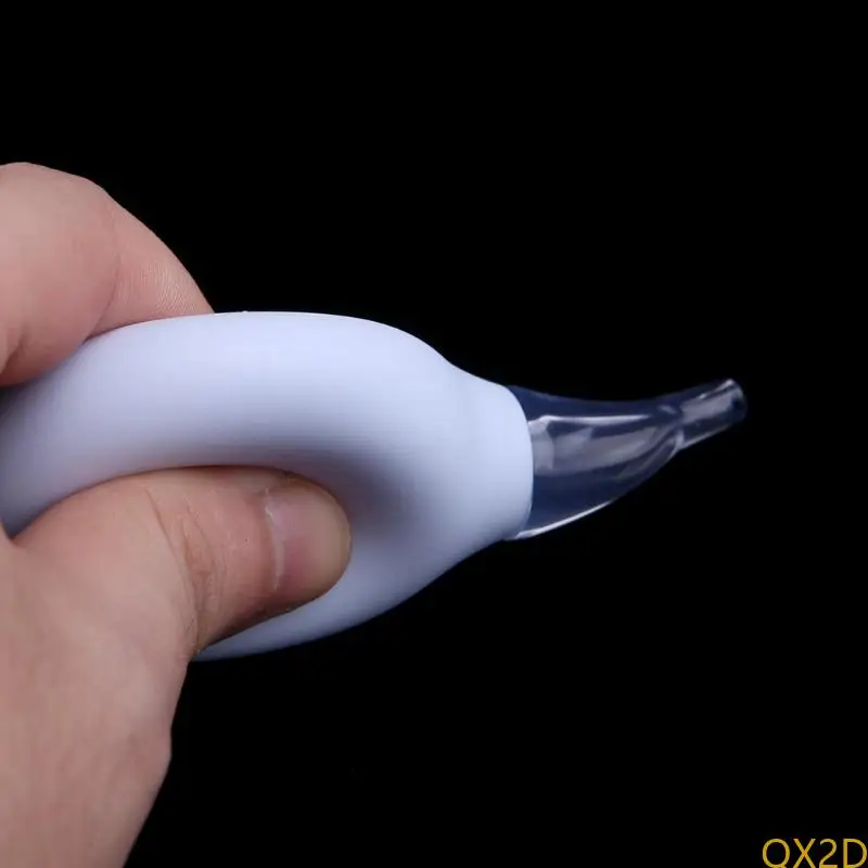 Convenient Baby Manual Nasal Aspirator Nose Sucker for Newborns and Toddlers