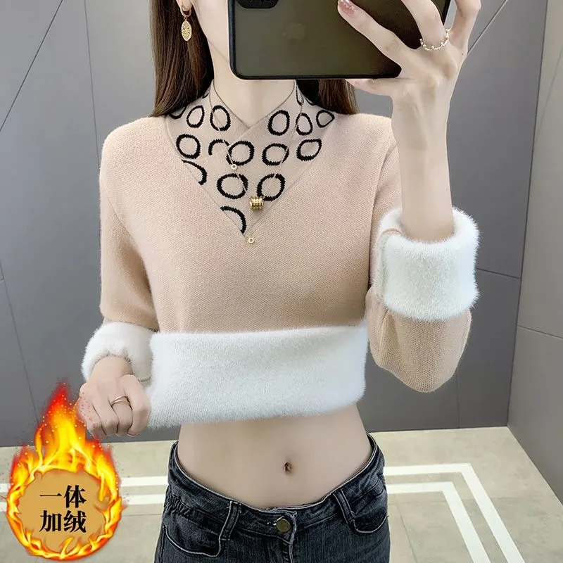 

Integrated fluff sweater for women thickened versatile plush base shirt warm new autumn and winter inner V-neck top