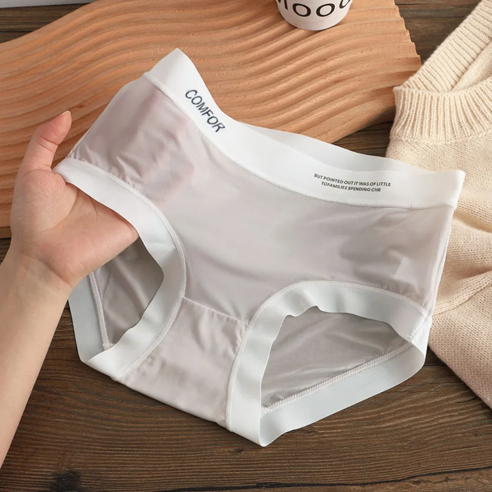 

Letter Printed Summer Ice Silk Panties Thin Cotton Crotch Seamless Ice Silk Briefs Ruffle Female Lingerie