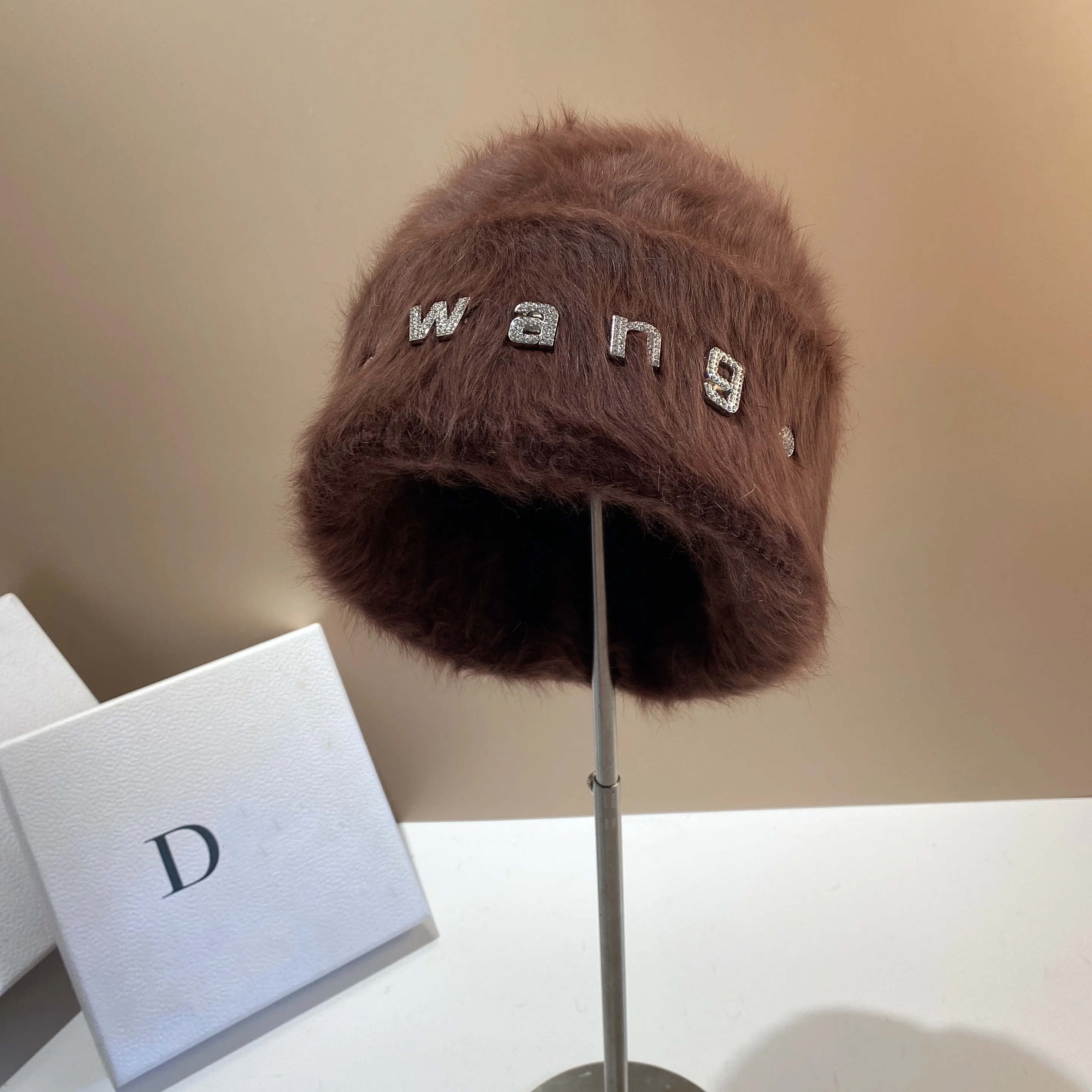 WANG winter long rabbit hair thermal pullover hat fashion age-reducing Angora plush ear protection knitted hat Bao head hat woma