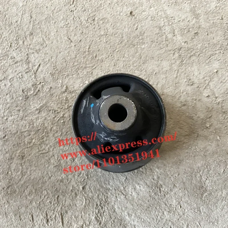 

Lower Control Arm Bushing/Rubber Sleeve for Junpai D60/Jumper D60/FAW D60