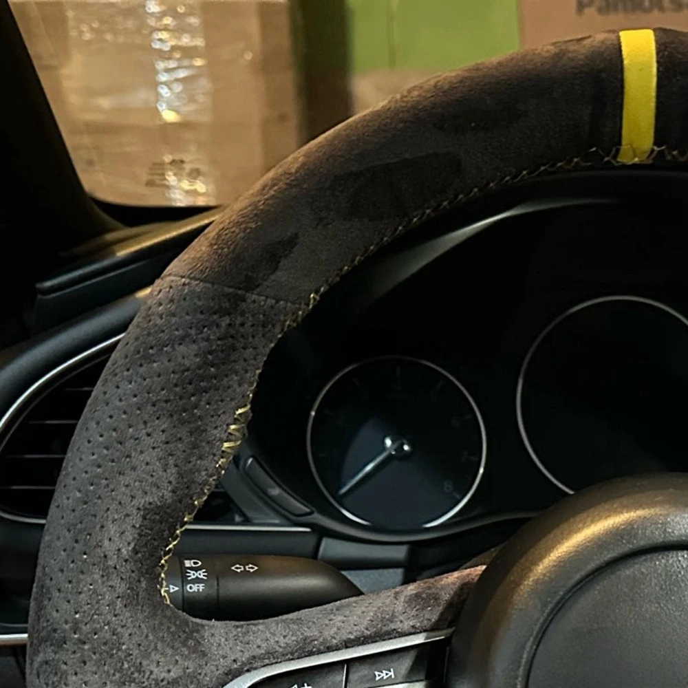 Car Steering Wheel Cover Wrap Anti-Slip Suede Genuine Leather Steering Wheel Braid For Mazda 3 Axela CX-30 MX-30 2019- 2022