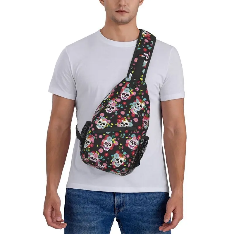 Mochila cruzada con estampado de calavera de azúcar para hombre, bonita hombro pecho bolso Floral mexicana para acampar y ciclismo, Cool Day Of The Dead