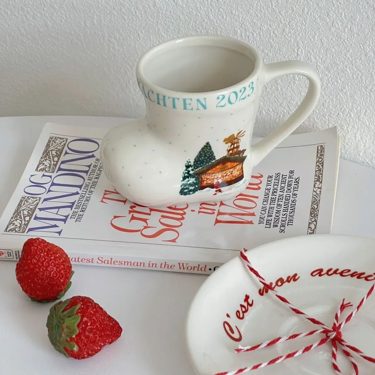 Creative ceramic mugs, Christmas gifts, boots, 3D shaped water cups, Nordic style shoes, water cups, coffee cups