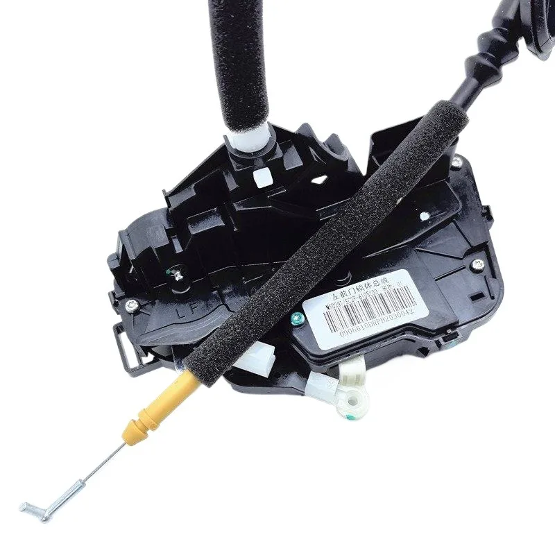 

Оригинальный SC2E-6105200 SC2E-6105209 SC2E-6205200 SC2E-6205209 Привод замка передней и задней двери в сборе для BYD Yuan Plus