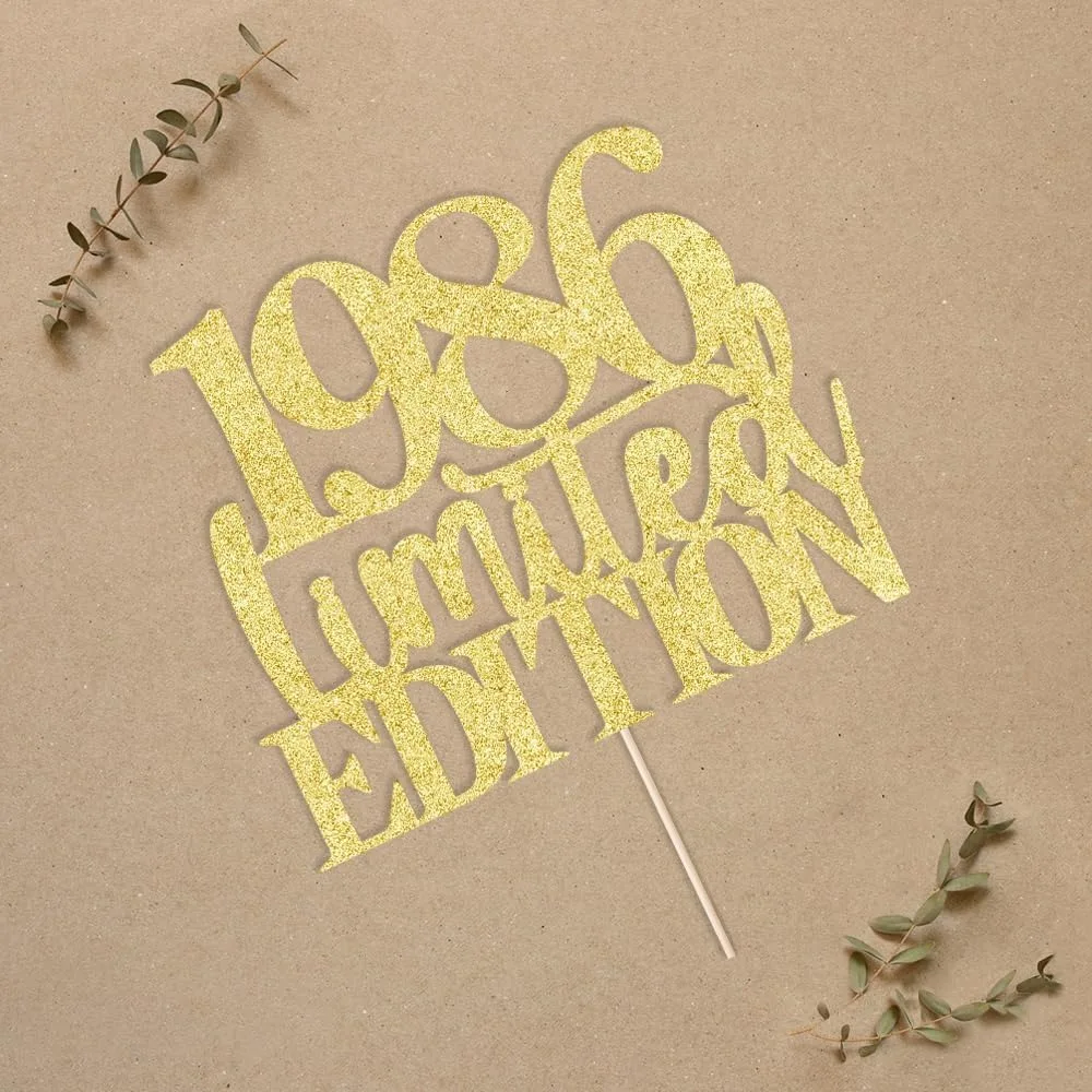 1 Stück 1986 Tortenaufsatz, Prost bis 40 Jahre, goldfarbenes Glitzer-Jubiläumsdekor für Männer und Frauen, handgefertigt – Detail 7