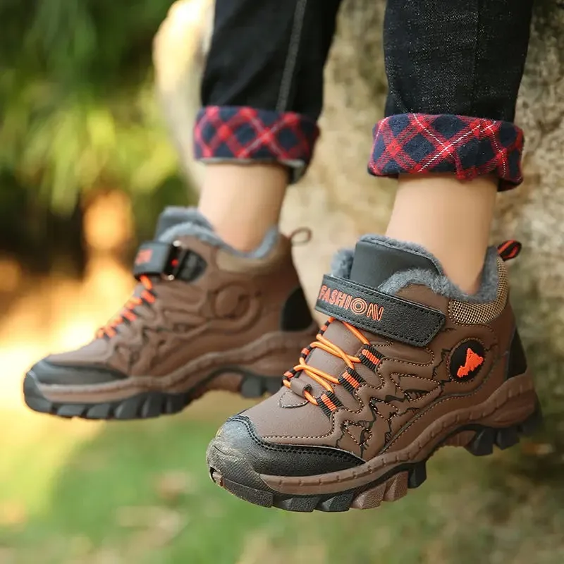 

Зимняя детская походная обувь, очень теплые хлопковые кроссовки для мальчиков, нескользящие кожаные непромокаемые ботинки, подростковая треккинговая обувь для скалолазания