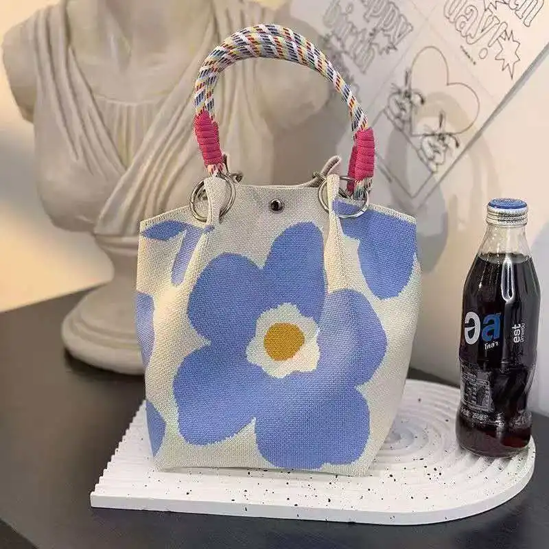 

2026 Fashionable versatile simple and casual handbag for women with large capacity and multi-color design simple in style