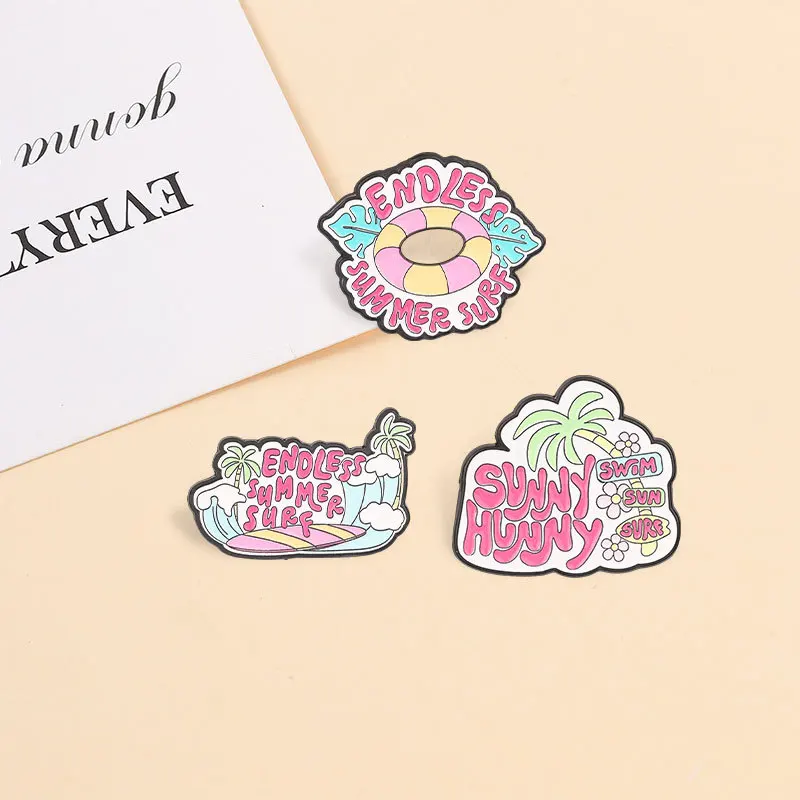 Coconut Tree Brooches Cartoon Summer Beach Swimming Rings Metal Badges Small Gifts Wholesale Bag Pins for Clothes Cap Pin Brooch