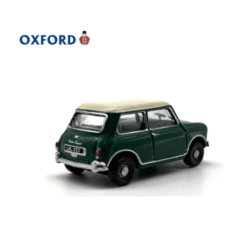 OXFORD Diecast 1:76 Scale Mini Almond Green Alloy Retro Car Model Finished Product Simulation Adult Toy Static Model Display