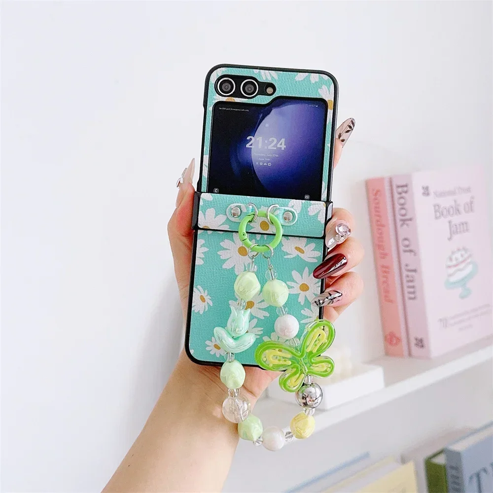 Cute Chrysanthemum PU Leather Cover with Butterfly Flower Wrist Strap Bracelet For Samsung Galaxy Z Flip 6 5 4 3 5G Phone Case