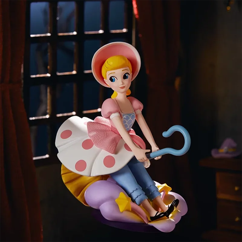 POP MART Disney/Pixar SPOOKY NIGHT Series Caixa Cega Brinquedos Caixa Mistério Caixa Figura de Ação Modelo Surpresa Presente de Aniversário