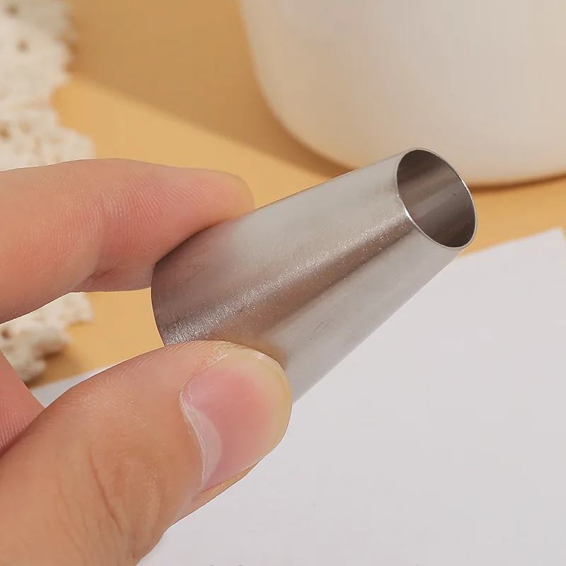 1pc Large Size Round Metal Cake Cream Decoration Tip Stainless Steel Piping Icing Nozzle Pastry Tools Baking Tools #1A