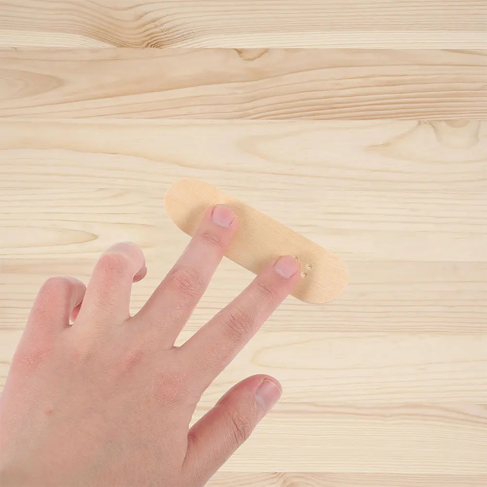 2Pcs DIY Finger Skateboard Deck Replacement Mini Wooden Board for Fingerboard Accessory Lightweight Strong Not Easy to Break
