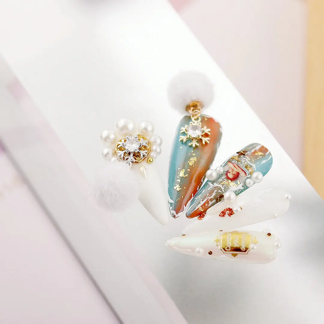 10 stks Sneeuw Pom Poms Sneeuwvlok Hart Zirkoon Nail Art Kristallen Sieraden Strass Nagels Accessoires Benodigdheden Decoraties Charms