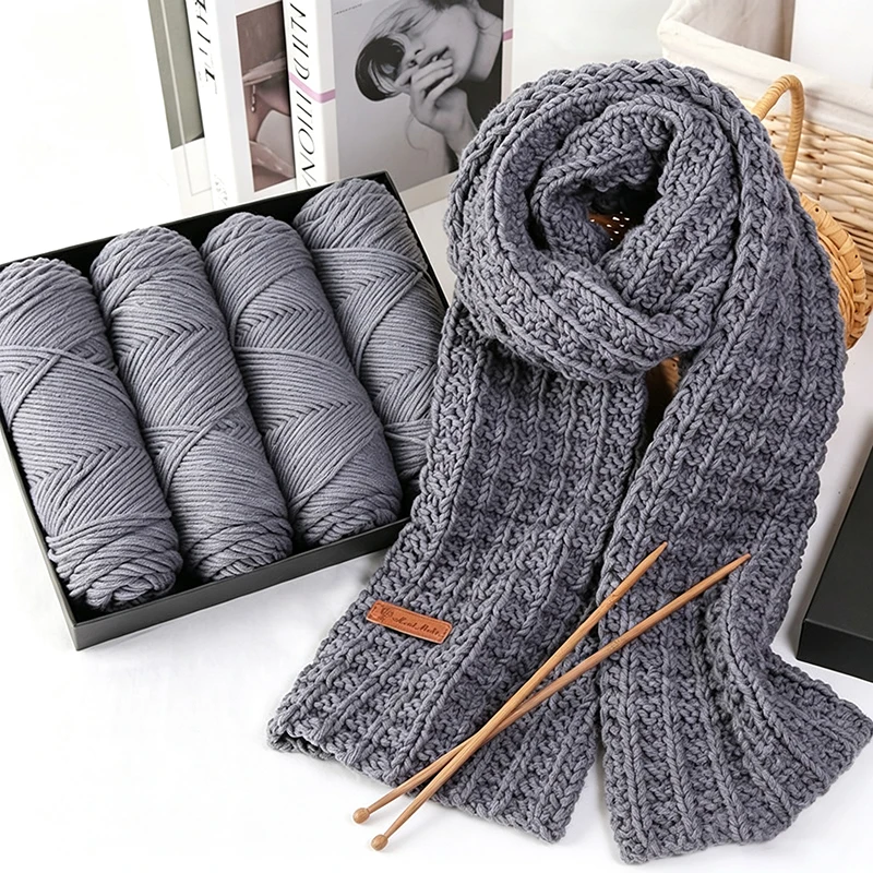 2 Stück Garn, reine Farbe, weiches Milchbaumwollgarn, Wollgarn, 8-fädiges Garn zum Stricken von Schals, handgefertigte DIY-Schals, Geschenk