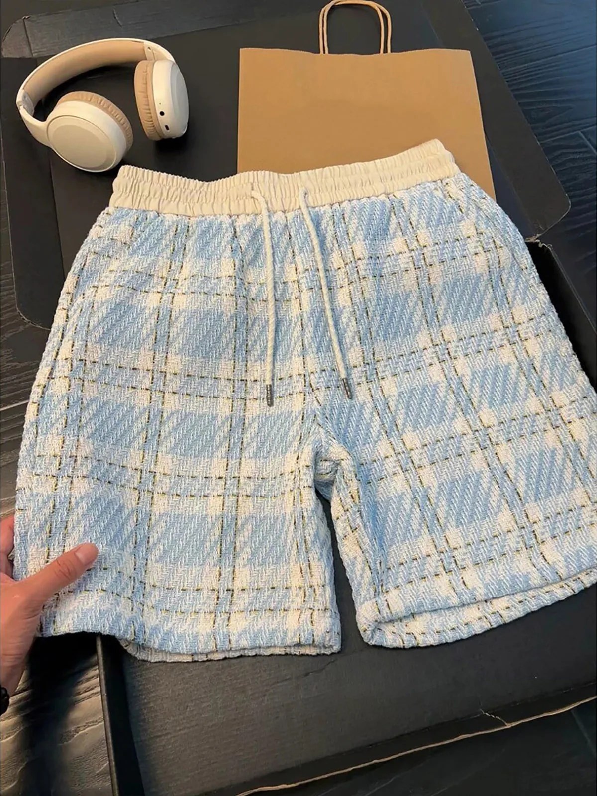 Loose Fit Knitted Blue White Plaid Men's Shorts Beach Casual mid Waist Design Splice Summer Fashion Teenagers Clothing