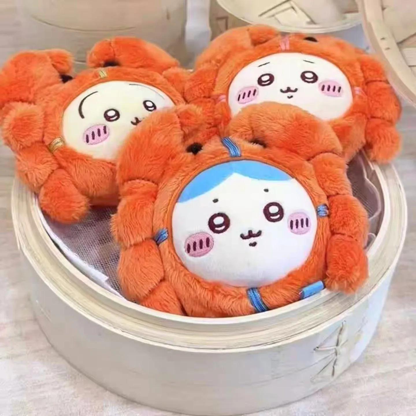

Chiikawa Cartoon Shanghai Limited Edition Large Crab Hachiware Usagi Fur Toy Doll Hanger Fur Toy Keychain Baby Doll Gift