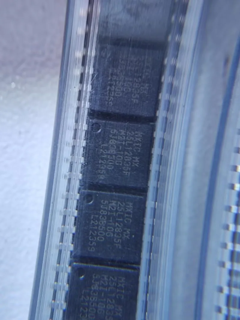

SACOH New Original genuine MX25L12835FM2I-10G surface mount SOIC-8 memory chip 12873FM2I