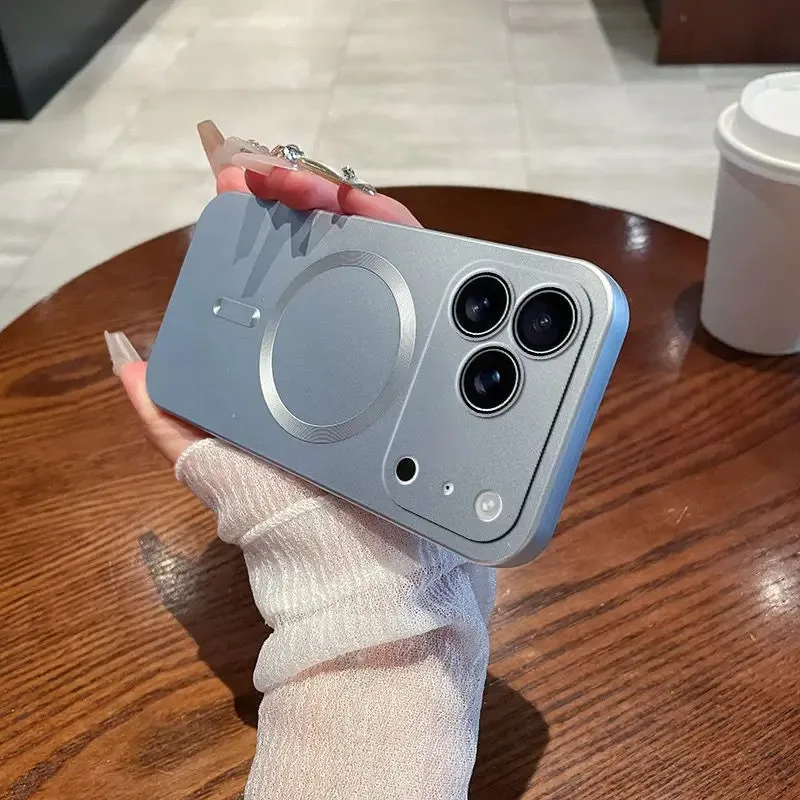 Metallische Magnetische Soft-TPU-Hülle für iPhone 17 Air 16 E 15 14 Plus 13 12 11 Pro Max mit kabellosem Laden und Linsenschutz