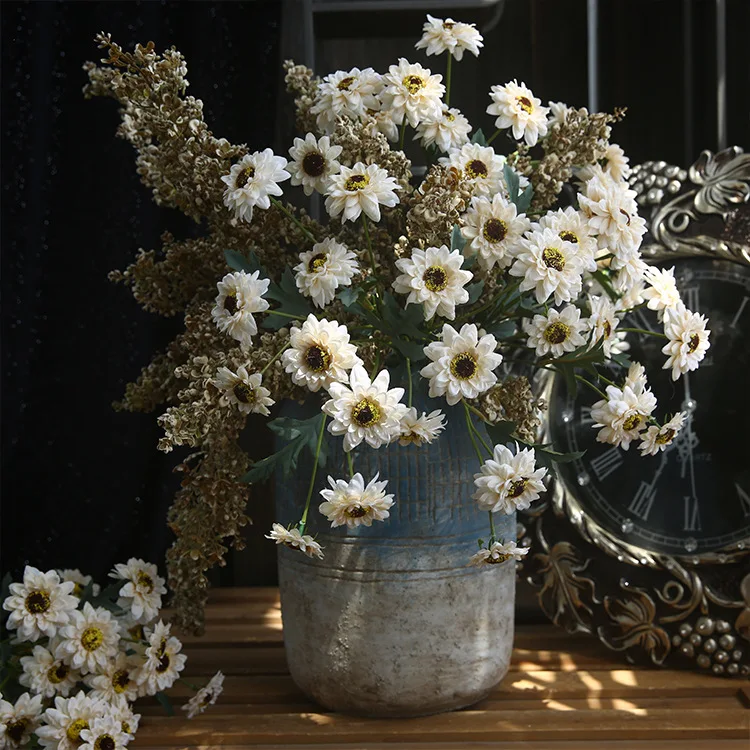 

Vintage Artificial Flowers Sunflower for Living Room Dining Simple European Home Decor Faux Flower Arrangement Wedding Ornament
