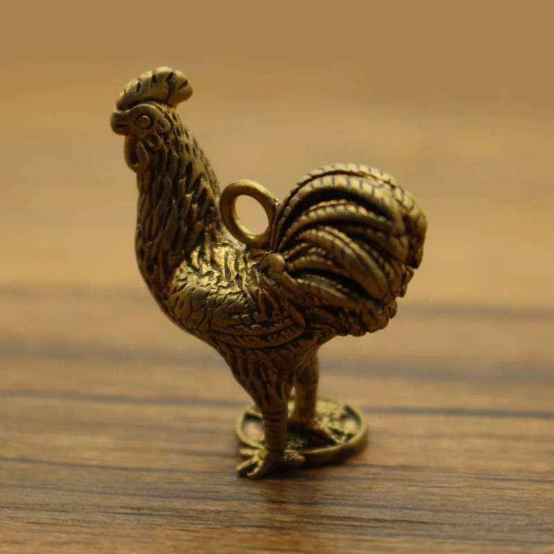 Brass Rooster Metal Figurine Pendant Car Keychain Pendant DIY Brass Retro Accessoires Miniatures Lucky Chicken Desk Decoration