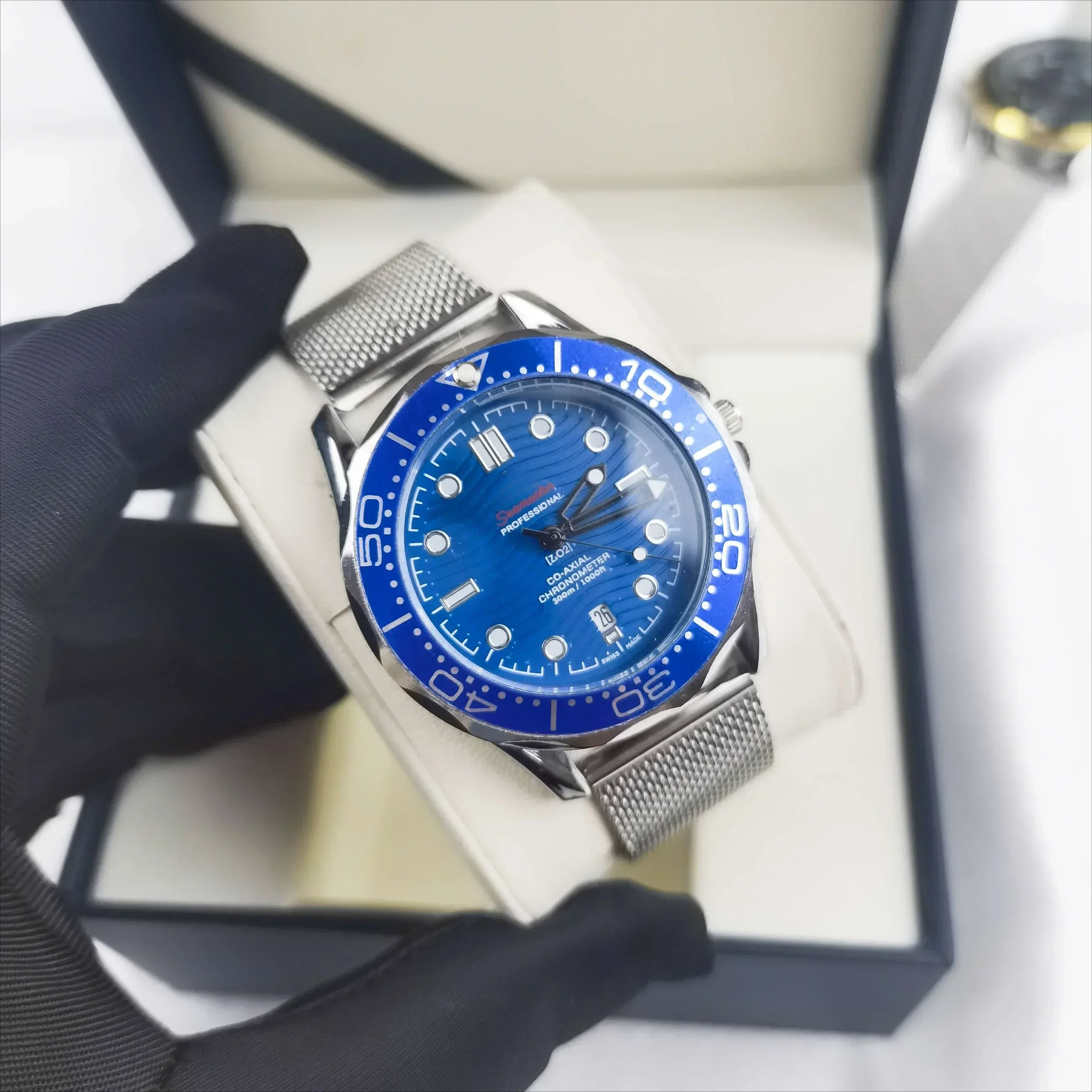 スポーツメンズデジタルクォーツ時計、クロノグラフ、メンズ防水アウトドアウォッチ、送料無料