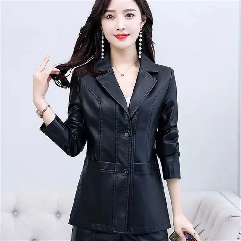 Chaqueta de cuero PU coreana para mujer, traje femenino, chaqueta delgada de cuero adelgazante, Chaqueta corta de estatura pequeña, primavera y otoño, 2024