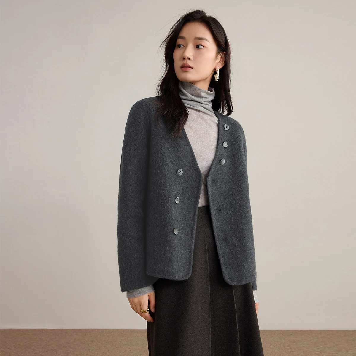 SENTBUILA New Coats for Woman 2025 Autumn Wool Blend V-neck Jackets Double Sided Wool Short Loose Female Clothing W54OF2424