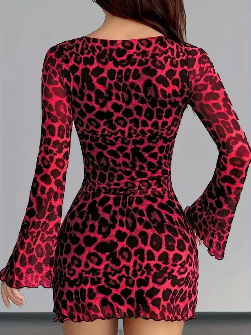 Damen-Minikleid, Rundhalsausschnitt, Leopardenmuster, lange ausgestellte Ärmel, figurbetontes Kleid für Damen, Kleid für den Abend, Club- oder Partykleid. – Detail 24