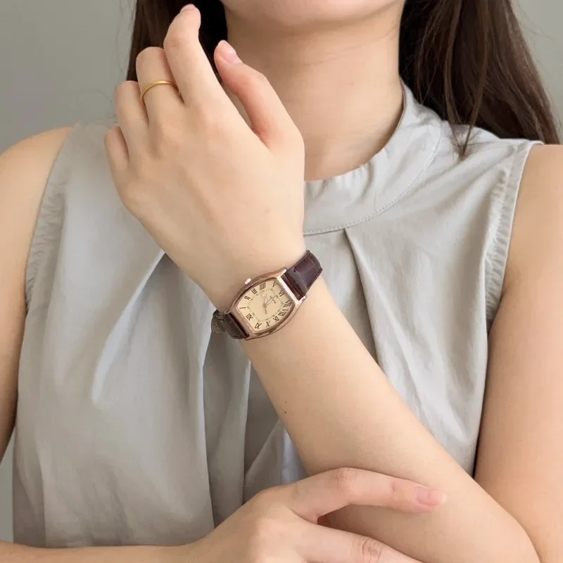 Korean Retro PU Leather Strap Women's Watch