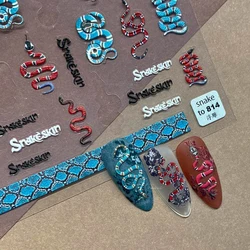 1 foglio 5D sollievo realistico vivido colorato blu rosso Mini serpente adesivo Nail Art adesivi decalcomanie Manicure ornamenti squisiti