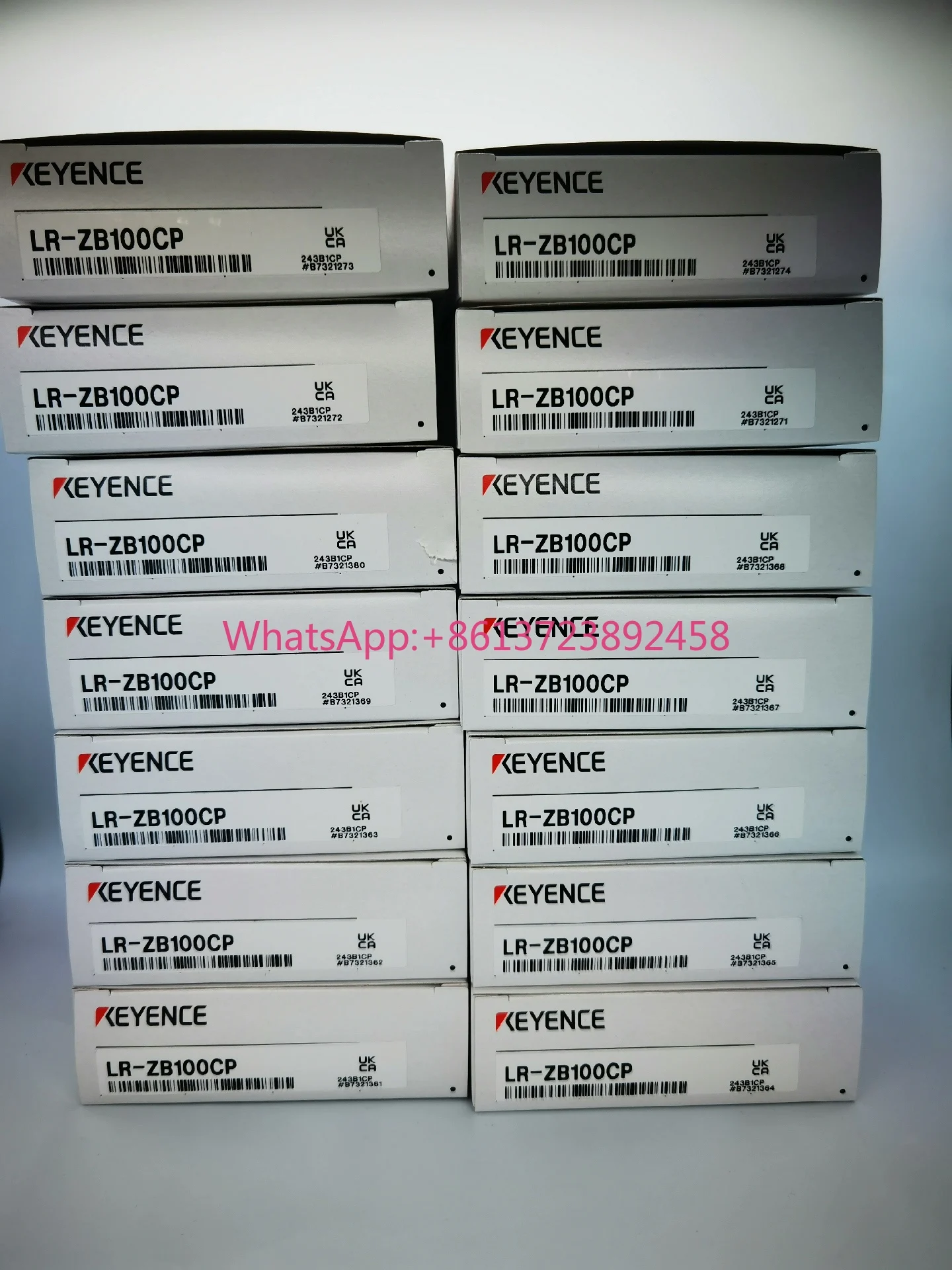 

KEYENCE LR-ZB100CP Laser Sensor, New