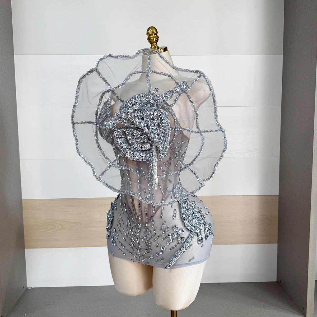 Strapless Deep V Sheer Mesh Bodycon 3d Flowers Silver Rhinestone Decor Mini Dress Headpiece Nightclub Bar Dancer Stage Outfit