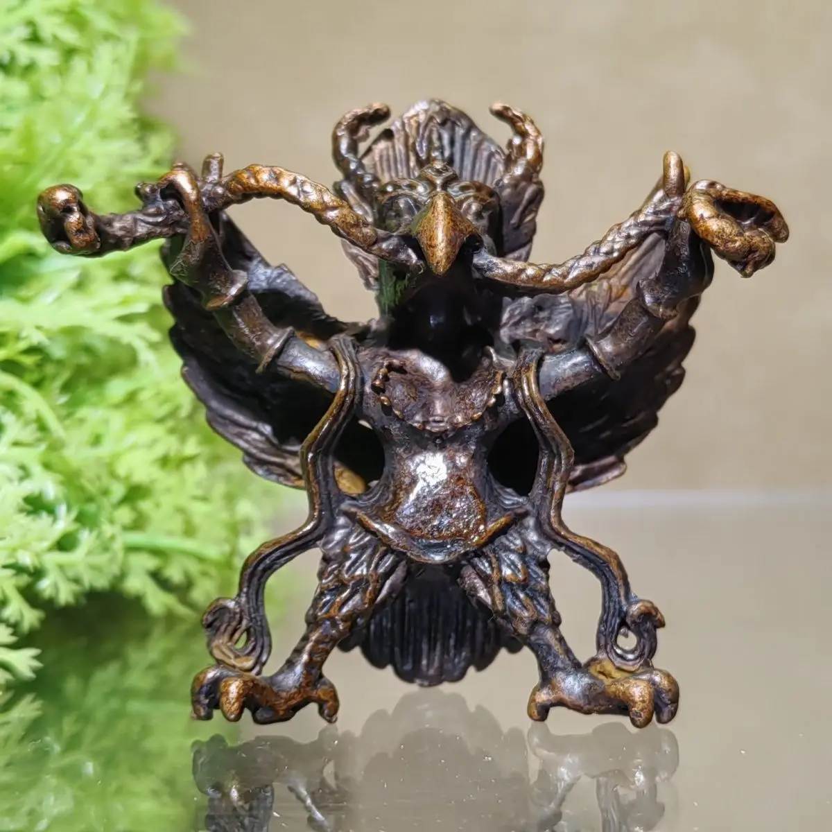 Retro Tibetan garuda golden winged bird Ornament Decoration Tea Pet Figurines Desk Decor Accessories