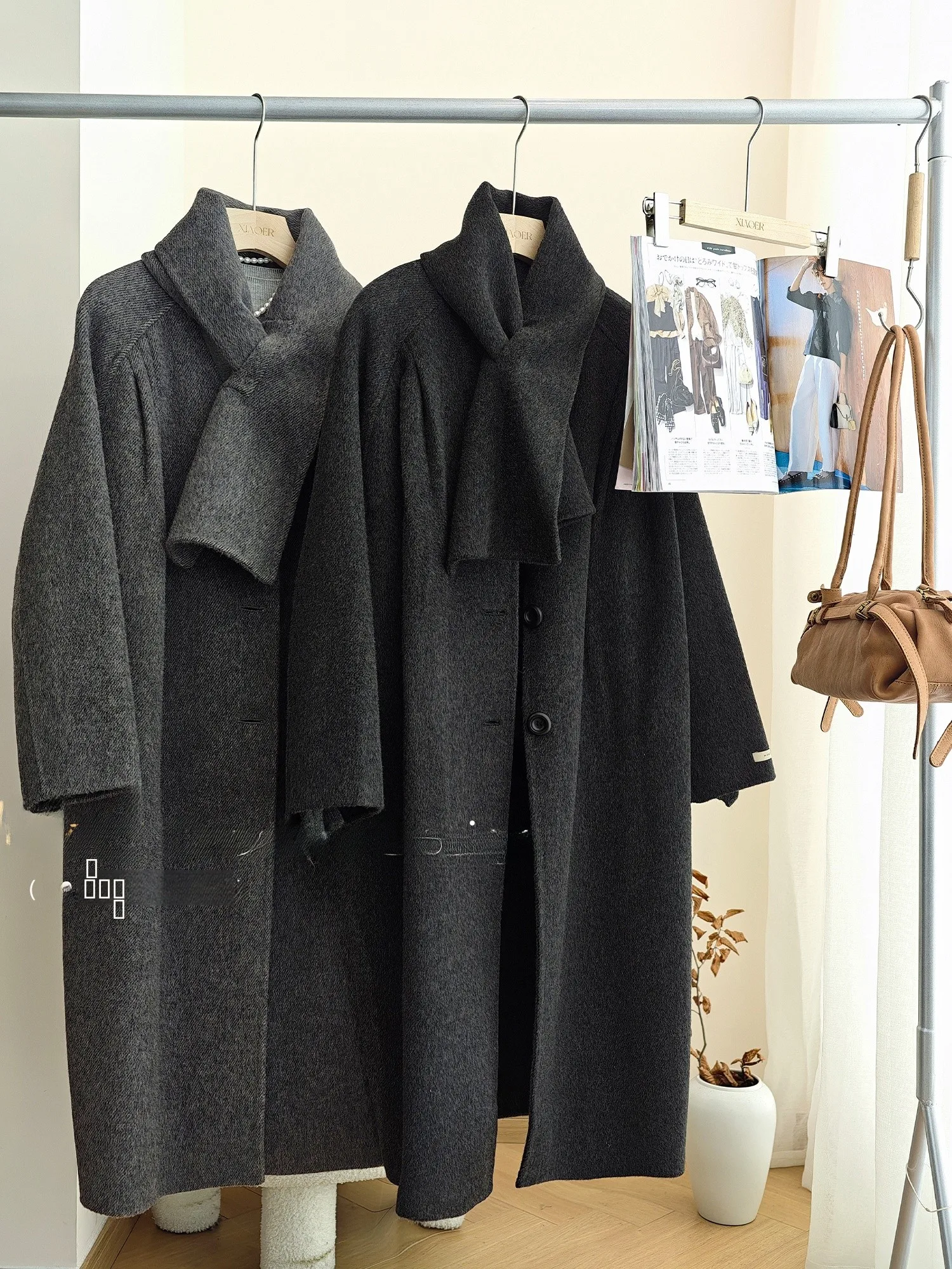 

Heavyweight 00 Wool Dyed Fce Lapel oulder pe Coat with Scarf Women's Loose Fit Long Sve Winter Coat by Xiao Er