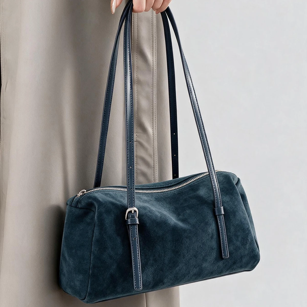 Women Bowlingstyle Shoulder Underarm Bag, Sanded Cow Leather & Suede, Toast Pillow Silhouette, Fall & Winter Daily Singleshoul