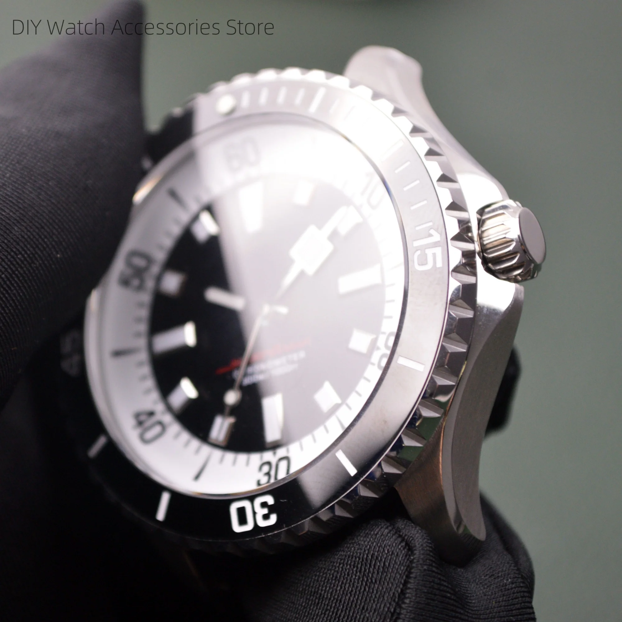 

Корпус часов для дайвинга 200 м, корпус NH35, светящийся циферблат, стрелки из нержавеющей стали, сапфировое стекло, подходит для механизма NH35, NH36, для корпуса SUPEROCEAN