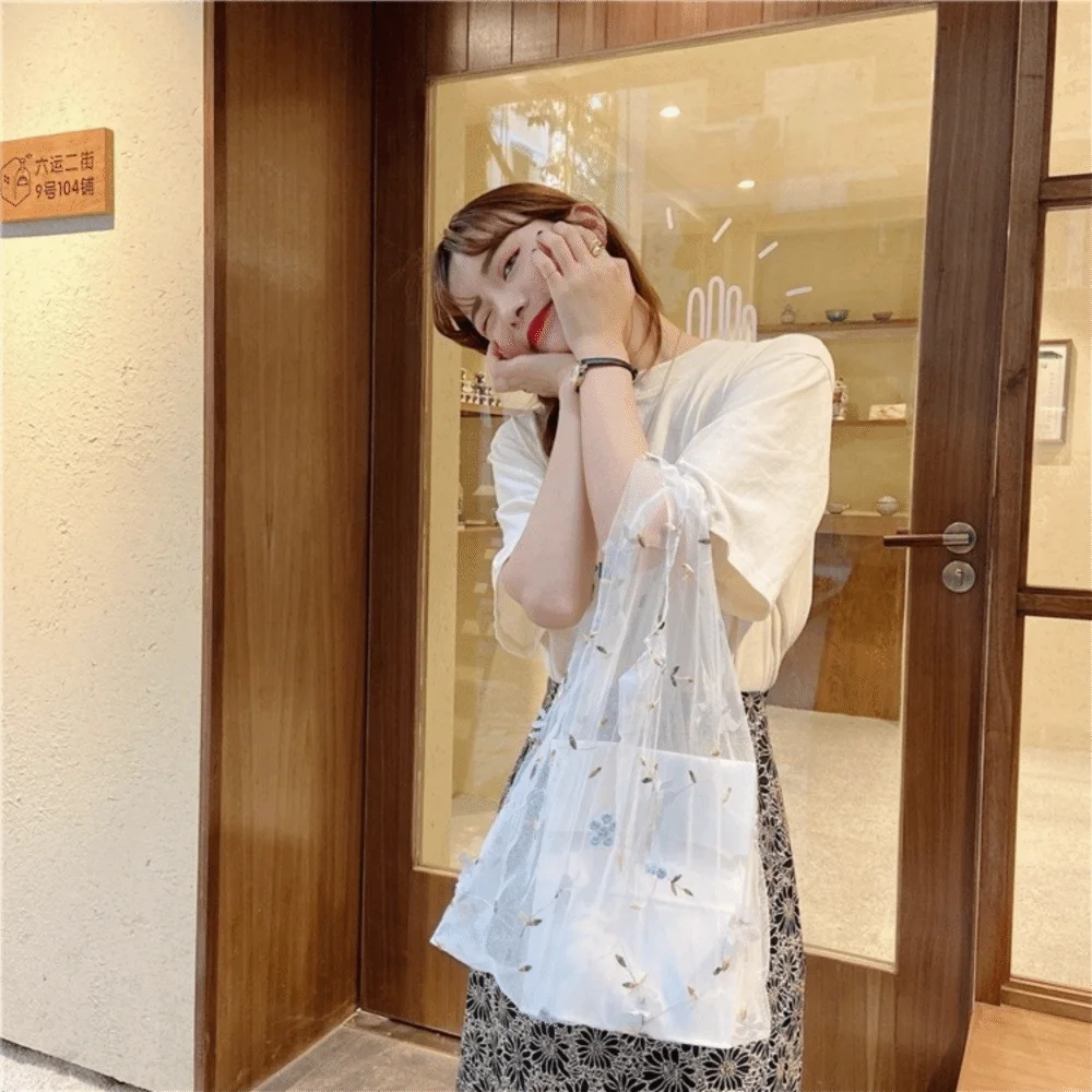 

Sweet Silk Embroidery Mesh Handbag Polyester Purse Flowers Embroidery Handbag Versatile Transparent Organza Yarn Bag School