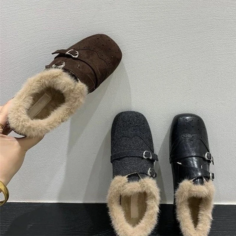 النساء الفراء أحذية خفيفة بدون كعب جديد الشقق حذاء رياضة عادية الدافئة أفخم أحذية امرأة 2025 الشتاء الاتجاه الرياضة أحذية مشي مشبك Zapatos #1