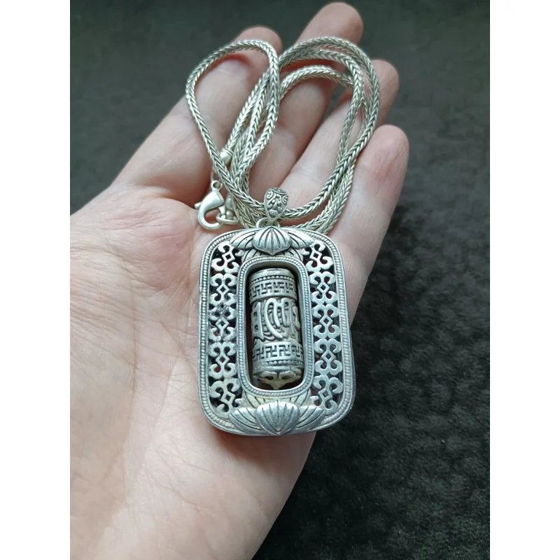 Antique Collection Tibetan Area Backflow Old Silver Old Wrapped Pulp Six Words Mantra Rotatable Pendant Necklace Brand