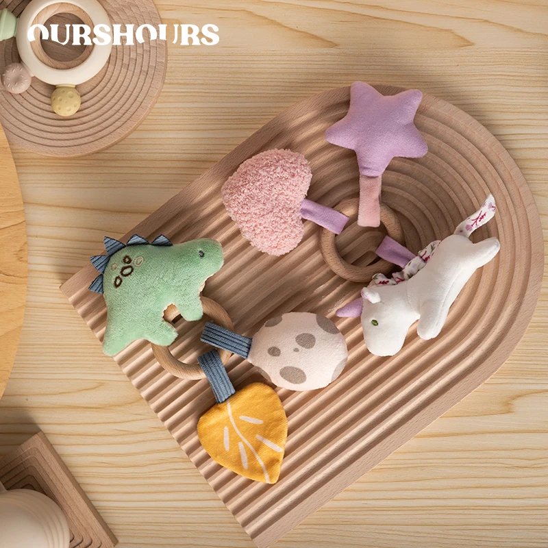 Cartoon Baby Rammelaar Speelgoed Mobiles Opknoping Bel Wieg Wandelwagen Speelgoed voor Jongens Meisjes Pasgeboren Geschenken Baby Pluche Rammelaar Piepend Speelgoed