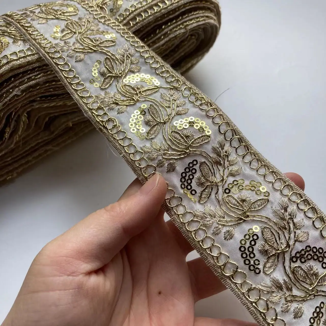 

2 Yards Leaf Ethnic White Lace 5cm Wide Diamond-Shaped Sequin Glitter Ribbon Trims Embroidery Ethnic Gold Strand Accessories