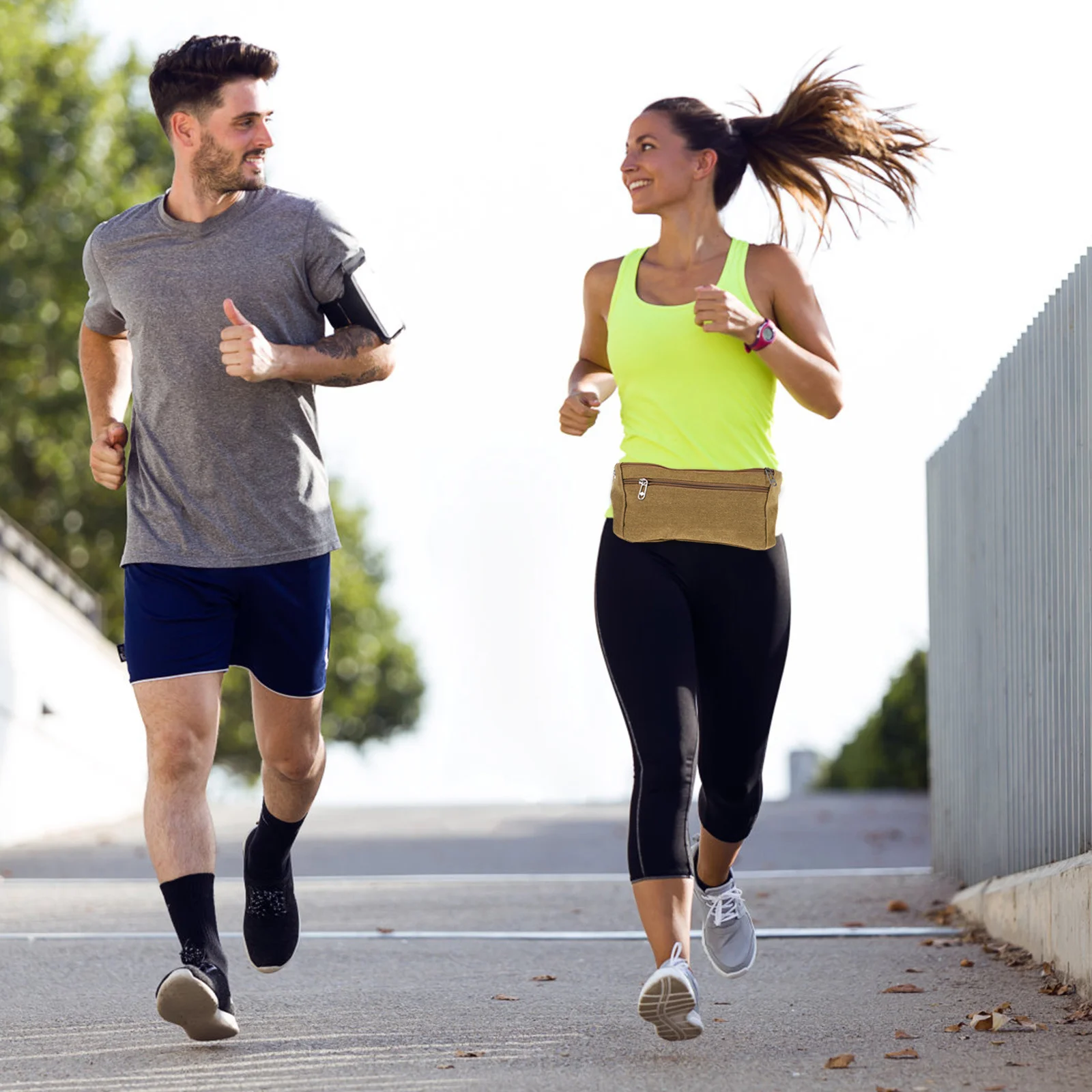 

Lightweight Waterproof Waist Bag Adjustable Sports Pouch for Running Hiking Travel Cycling Outdoor Activities Khaki